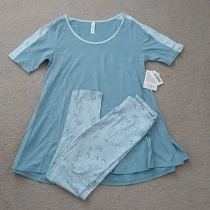 LuLaRoe Light Blue floral leggings